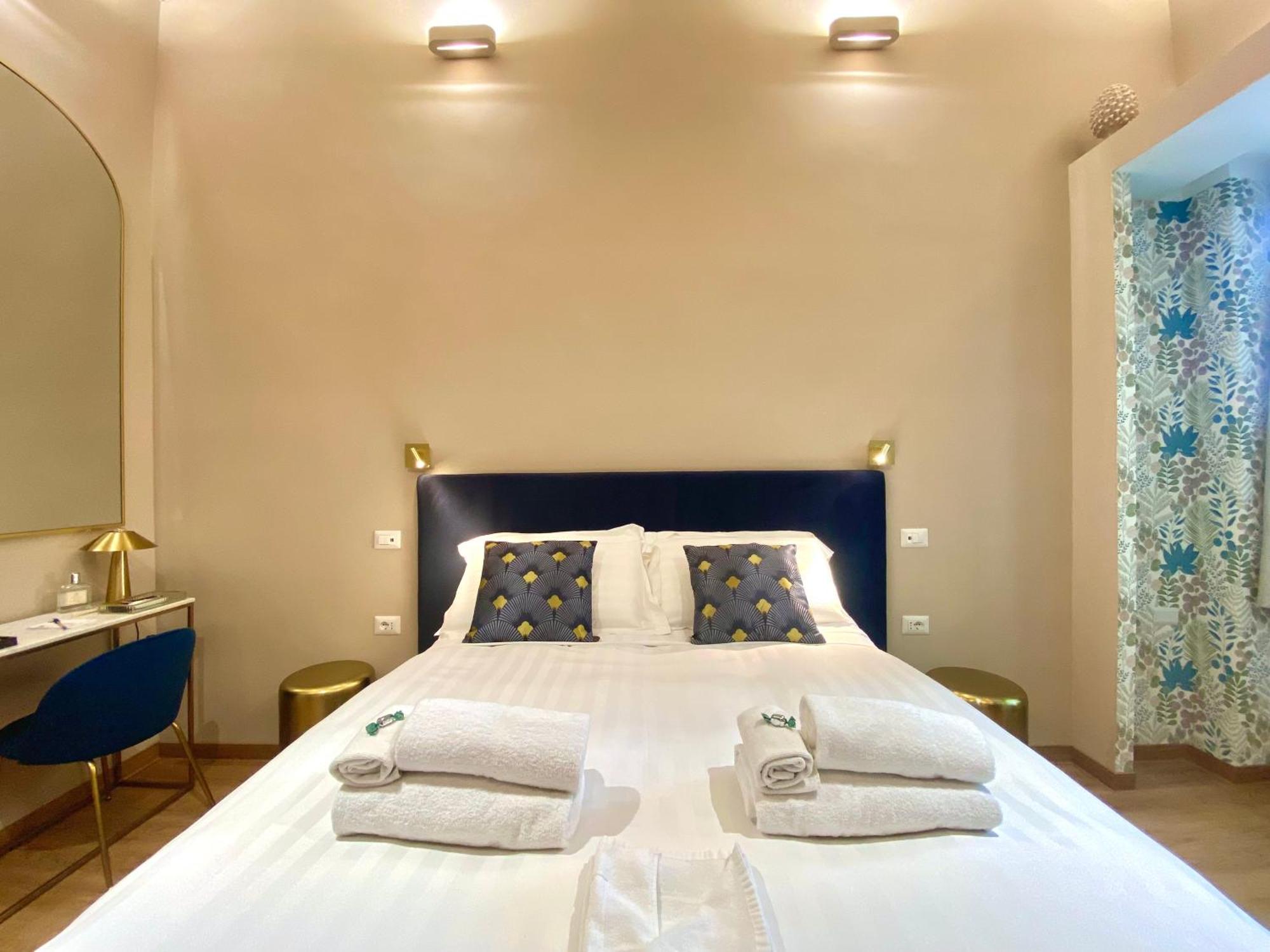 Queen Of Rome Luxury Rooms Exterior foto